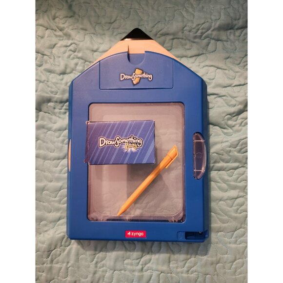 Draw Something Hasbro Party Game - Picture 1 of 1